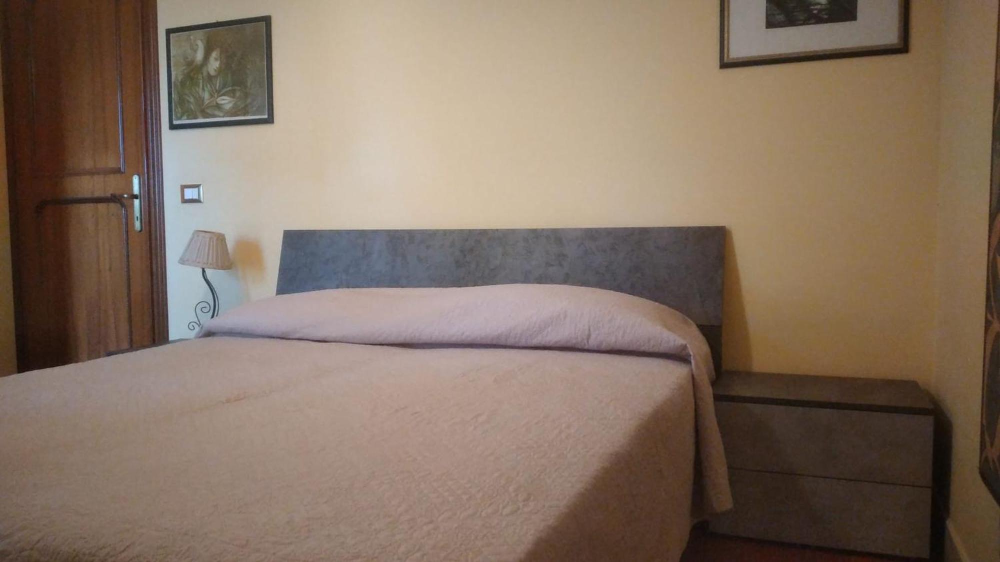 Hotel La Casa Degli Oleandri à Rome Extérieur photo